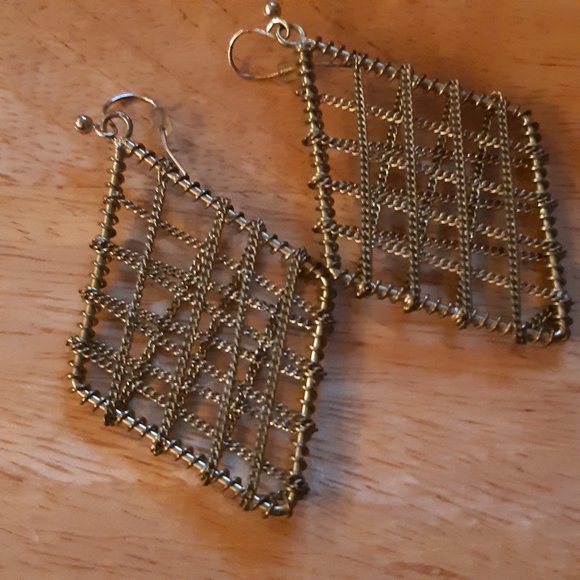 Gold Tones Earrings - Picture 3 of 3